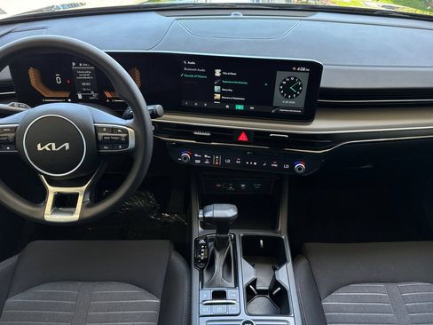 Used 2025 Kia K5 LXS FWD image 13