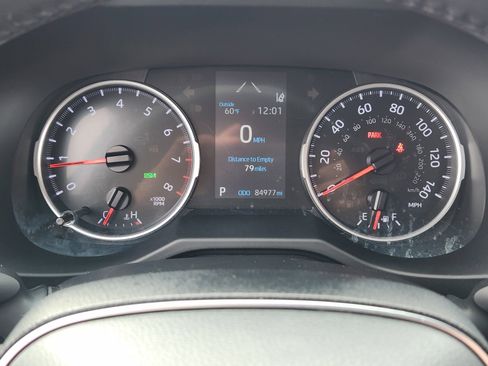 Used 2022 Toyota RAV4 XLE Premium image 20