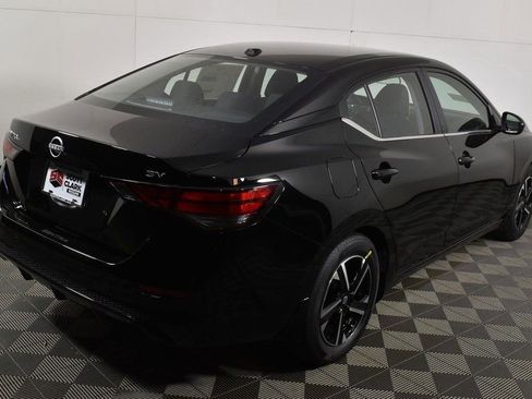 New 2025 Nissan Sentra SV image 7