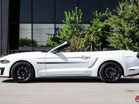 Used 2019 Ford Mustang GT Premium w/ Equipment Group 401A image 48