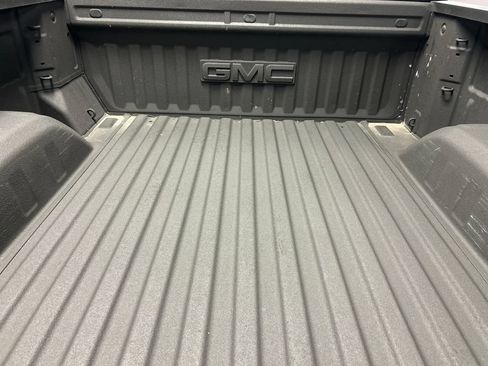 Used 2024 GMC Sierra 1500 Elevation w/ Preferred Package AWD/4WD image 24