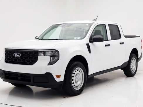 New 2025 Ford Maverick XL w/ Equipment Group 101A image 6