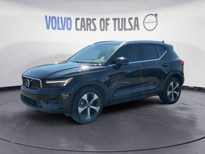Used 2025 Volvo XC40 B5 Plus w/ Protection Package Premier