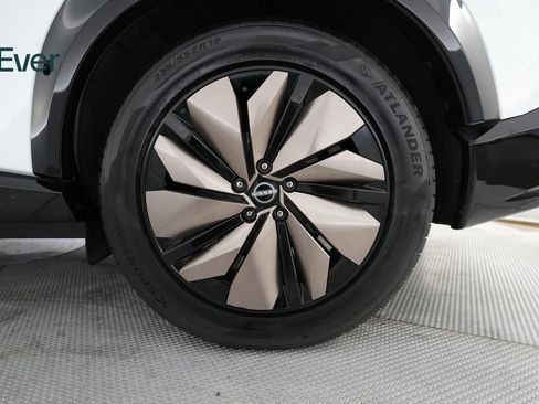 Used 2023 Nissan Ariya FWD image 19