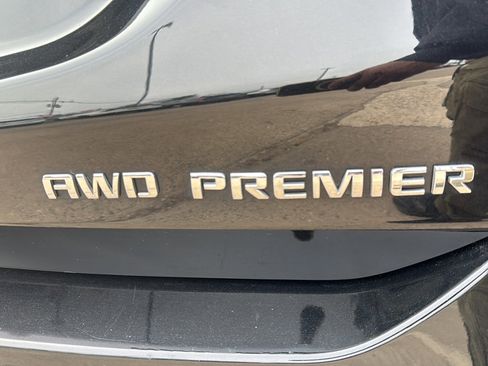 Used 2024 Chevrolet Equinox Premier image 47