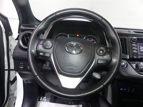 Used 2016 Toyota RAV4 SE w/ Advanced Technology Package AWD/4WD image 30