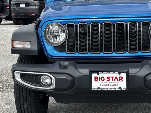 New 2026 Jeep Gladiator Sport AWD/4WD image 6