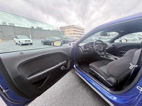 Used 2021 Dodge Challenger R/T Scat Pack w/ Dynamics Package image 9