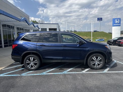 Used 2016 Honda Pilot EX image 6