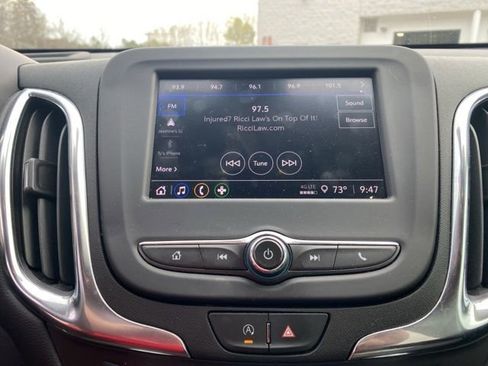 Used 2022 Chevrolet Equinox LT image 22