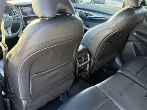 Used 2023 INFINITI QX50 Sport image 14