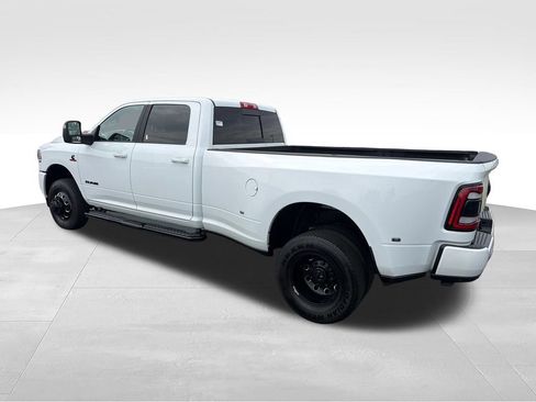 Used 2024 RAM 3500 Laramie w/ Night Edition AWD/4WD image 3