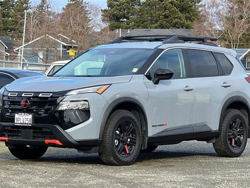 Used 2025 Nissan Rogue Rock Creek image 11