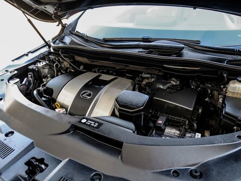 Used 2019 Lexus RX 350L FWD image 52