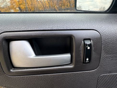 Used 2008 Ford Mustang GT image 29