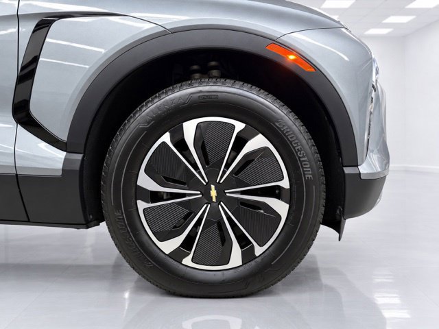 Used 2024 Chevrolet Blazer EV LT AWD/4WD image 8