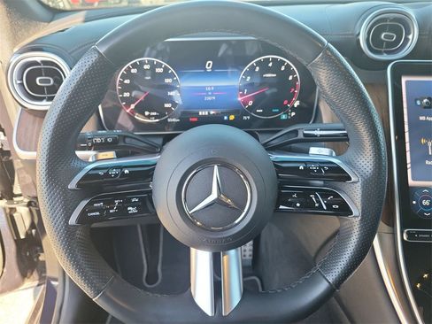 Used 2023 Mercedes-Benz GLC 300 4MATIC image 21