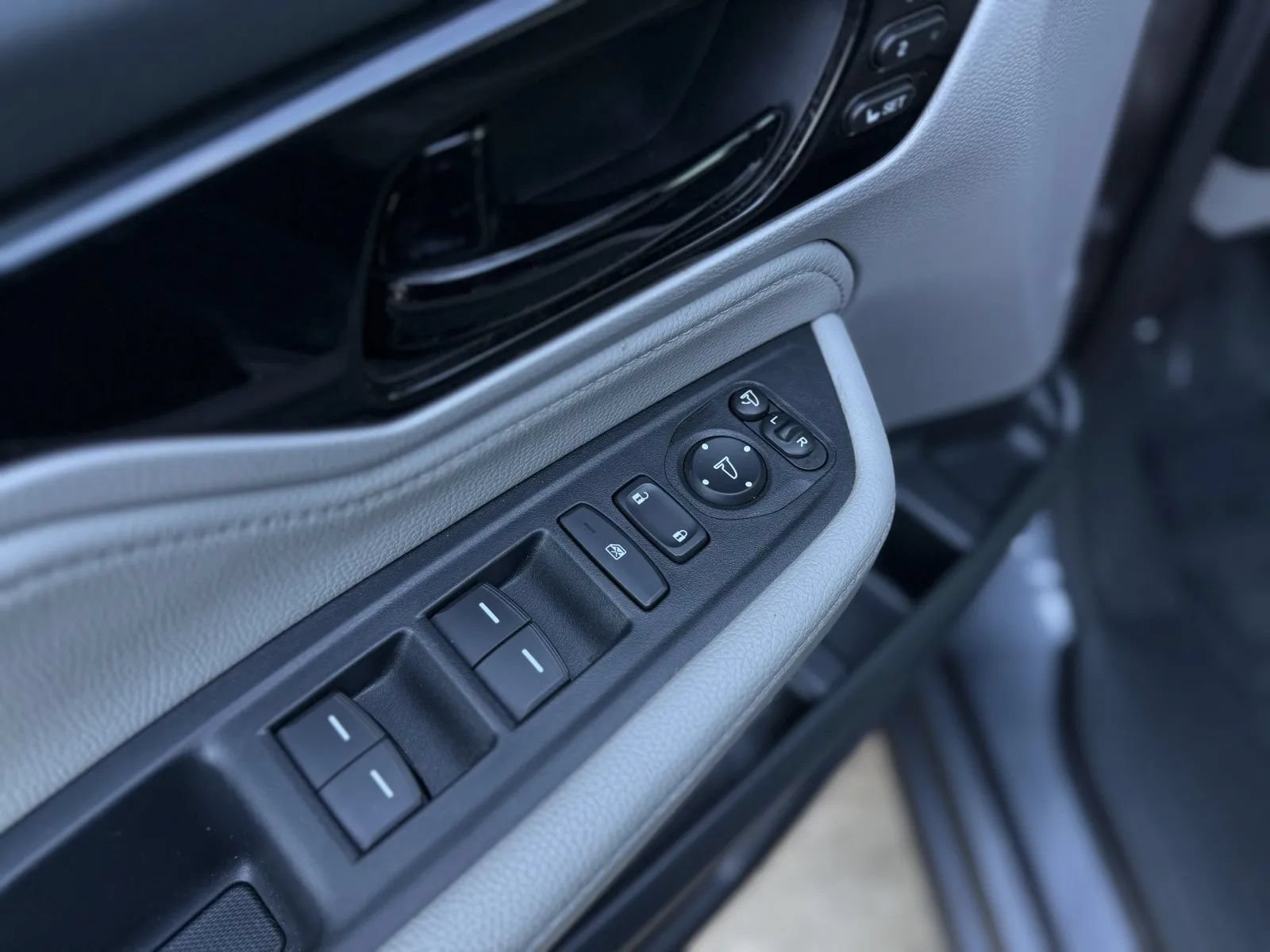 Used 2023 Honda Odyssey Elite image 28