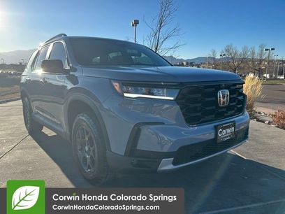 New 2025 Honda Pilot TrailSport