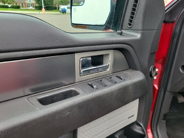 Used 2014 Ford F150 FX4 w/ Equipment Group 402A Luxury AWD/4WD image 18