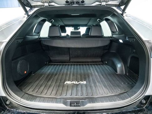 Certified 2022 Toyota RAV4 XSE image 38