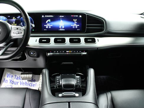 Used 2022 Mercedes-Benz GLS 450 4MATIC image 19