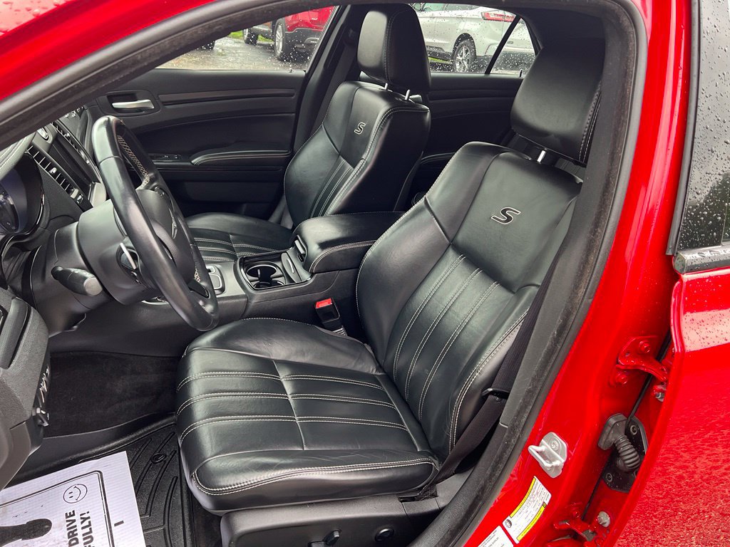 Used 2016 Chrysler 300 S AWD/4WD image 29