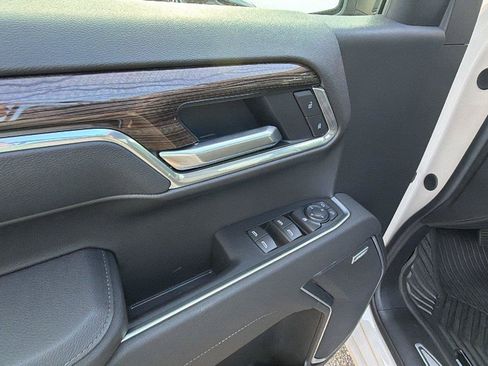 New 2026 Chevrolet Silverado 1500 RST AWD/4WD image 15