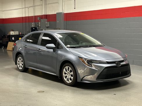 Used 2026 Toyota Corolla LE FWD image 2