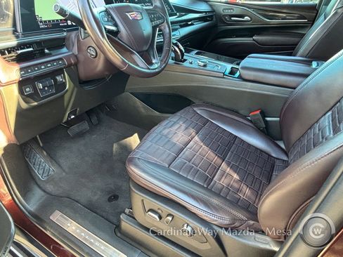 Used 2023 Cadillac Escalade Sport Platinum image 21