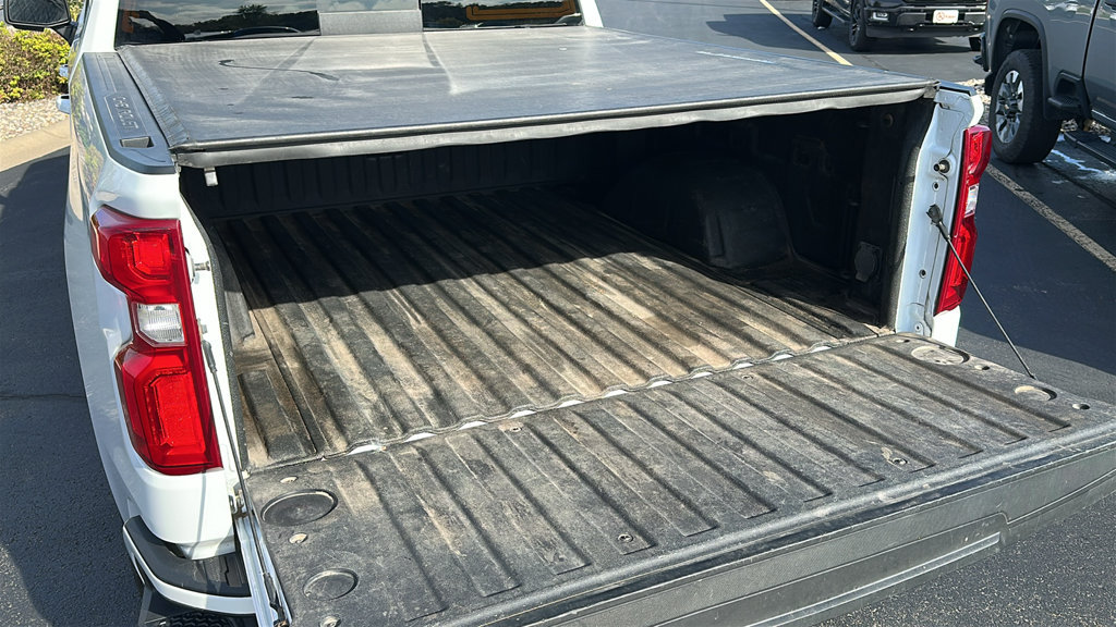 Used 2022 Chevrolet Silverado 1500 RST AWD/4WD image 8