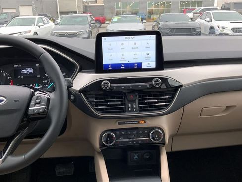 Certified 2022 Ford Escape SEL image 6