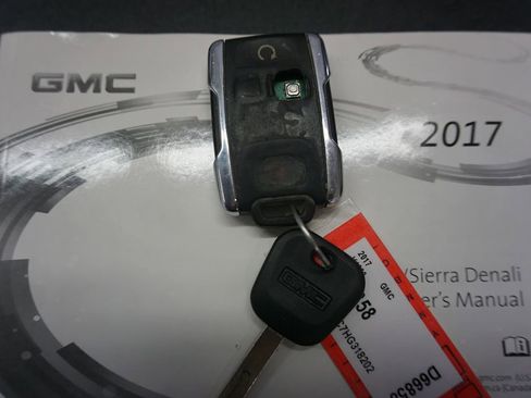 Used 2017 GMC Sierra 1500 SLT image 17