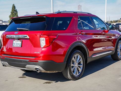 Used 2023 Ford Explorer Limited image 9
