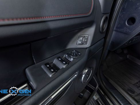 Used 2024 Ford Expedition Max Limited image 12