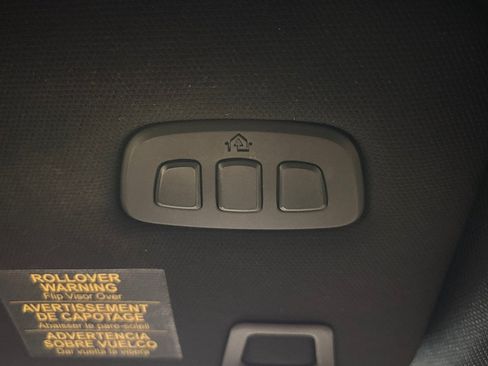 Used 2022 Lincoln Corsair Reserve w/ Equipment Group 201A AWD/4WD image 34