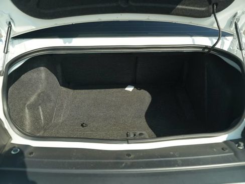 Used 2019 Dodge Challenger R/T Scat Pack RWD image 16