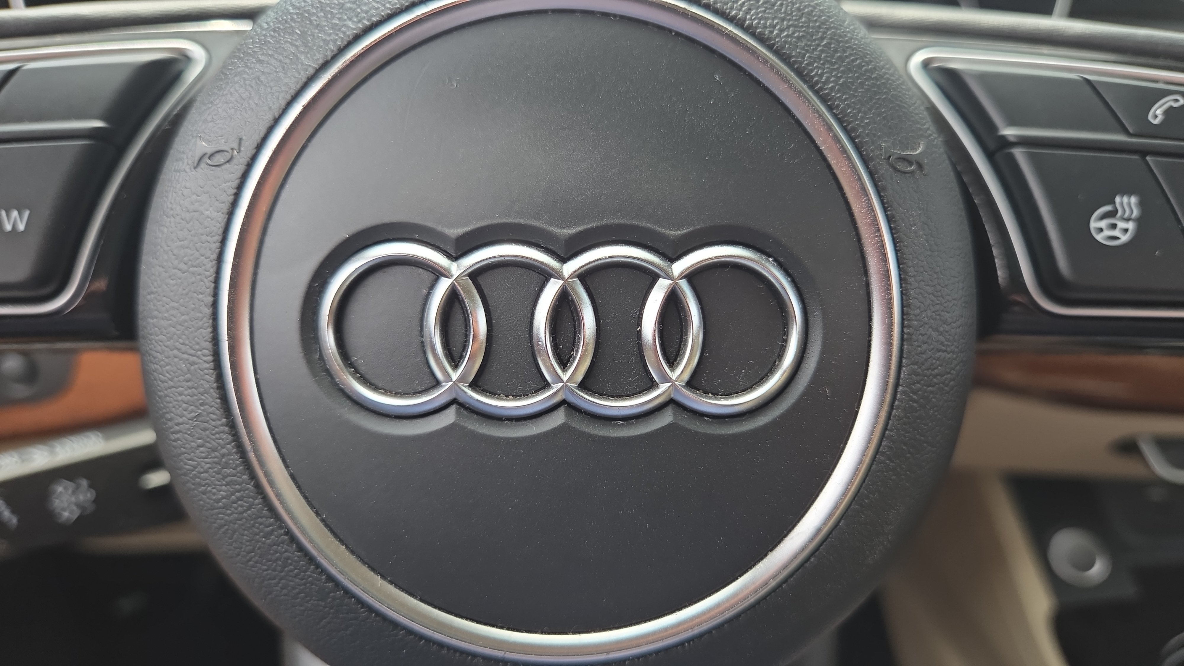 Used 2023 Audi A4 2.0T Premium w/ Convenience Package AWD/4WD image 31