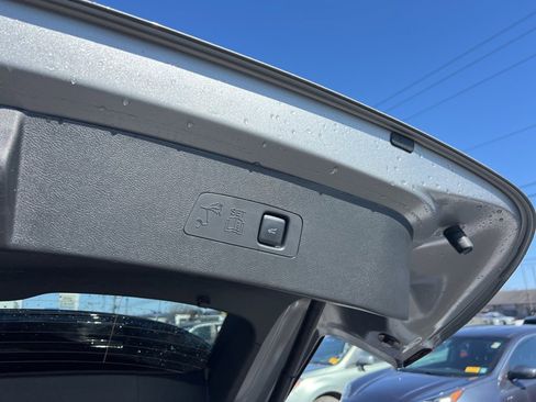 Used 2022 Lincoln Corsair AWD w/ Equipment Group 101A image 25