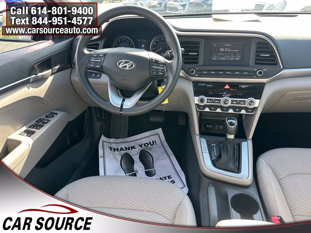 Used 2020 Hyundai Elantra SE FWD image 19