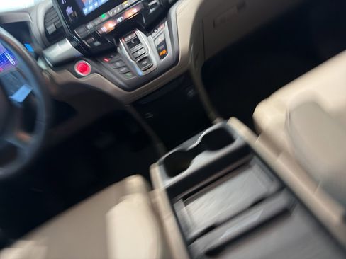 Used 2023 Honda Odyssey EX-L image 19