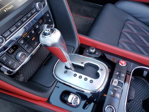 Used 2015 Bentley Continental GT Speed image 32