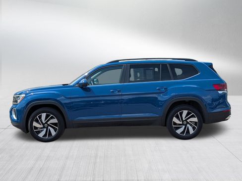 Certified 2026 Volkswagen Atlas SE w/ Panoramic Sunroof Package AWD/4WD image 4