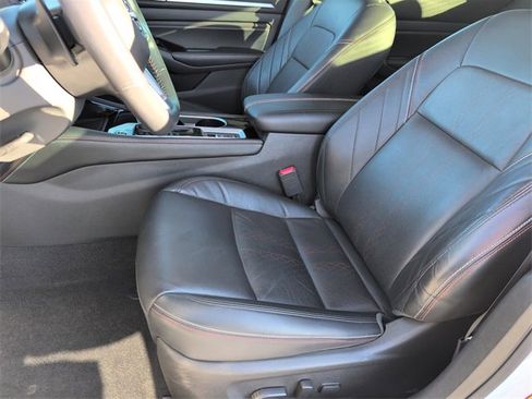 Used 2023 Nissan Altima 2.0 SR image 9