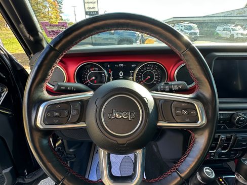 Used 2021 Jeep Wrangler Unlimited Rubicon AWD/4WD image 12