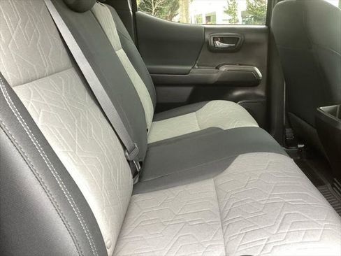 Certified 2022 Toyota Tacoma TRD Sport image 4