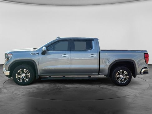 Used 2023 GMC Sierra 1500 SLT AWD/4WD image 6