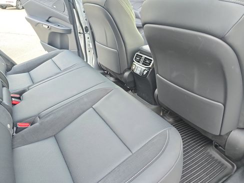 Used 2024 Lexus RX 350 w/ Luxury Package image 11