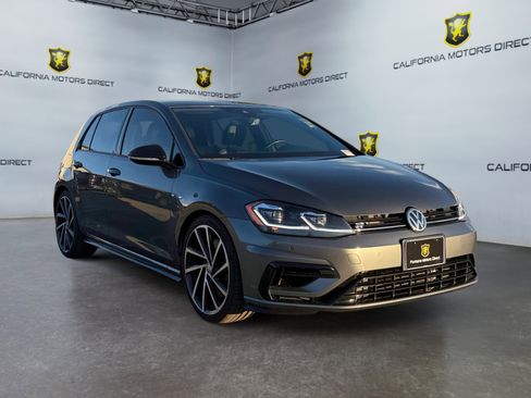 Used 2019 Volkswagen Golf R 4-Door image 7