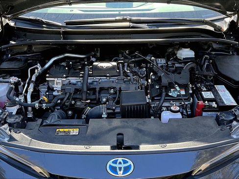 Used 2025 Toyota Corolla SE image 30